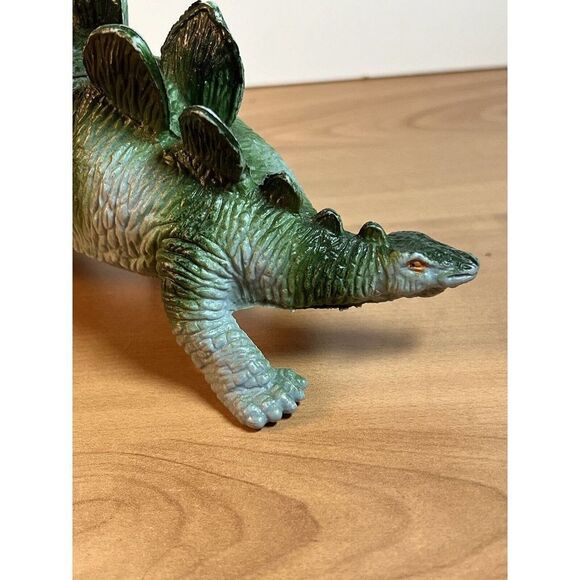 Vtg
1997 Stegosaurus Dinosaur Dino Figure Toy 8.5x3.5” - Picture 5 of 10